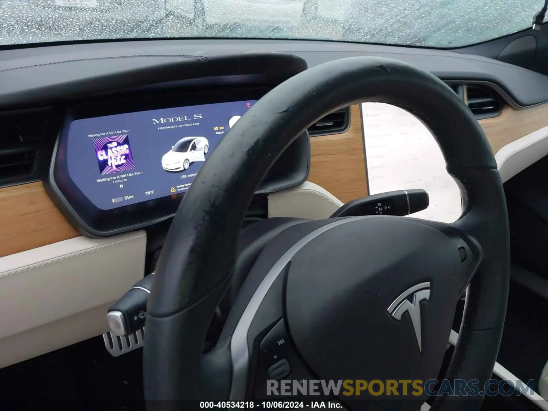 7 Photograph of a damaged car 5YJSA1E46MF425835 TESLA MODEL S 2021
