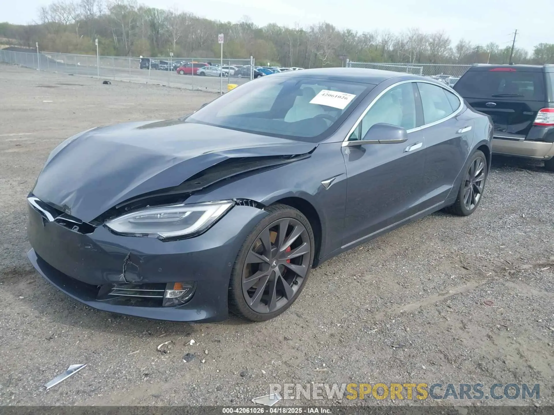 2 Photograph of a damaged car 5YJSA1E46MF427813 TESLA MODEL S 2021
