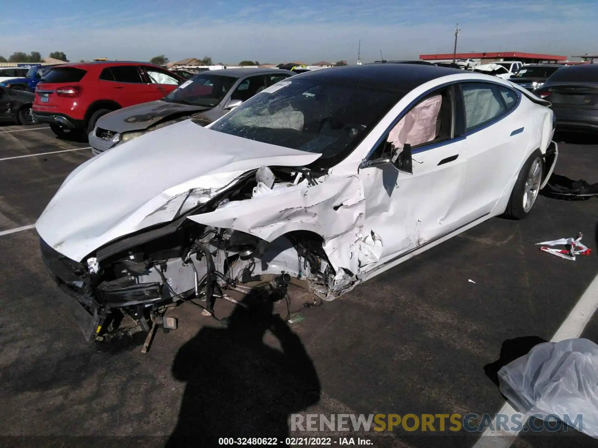 2 Photograph of a damaged car 5YJSA1E47MF427870 TESLA MODEL S 2021