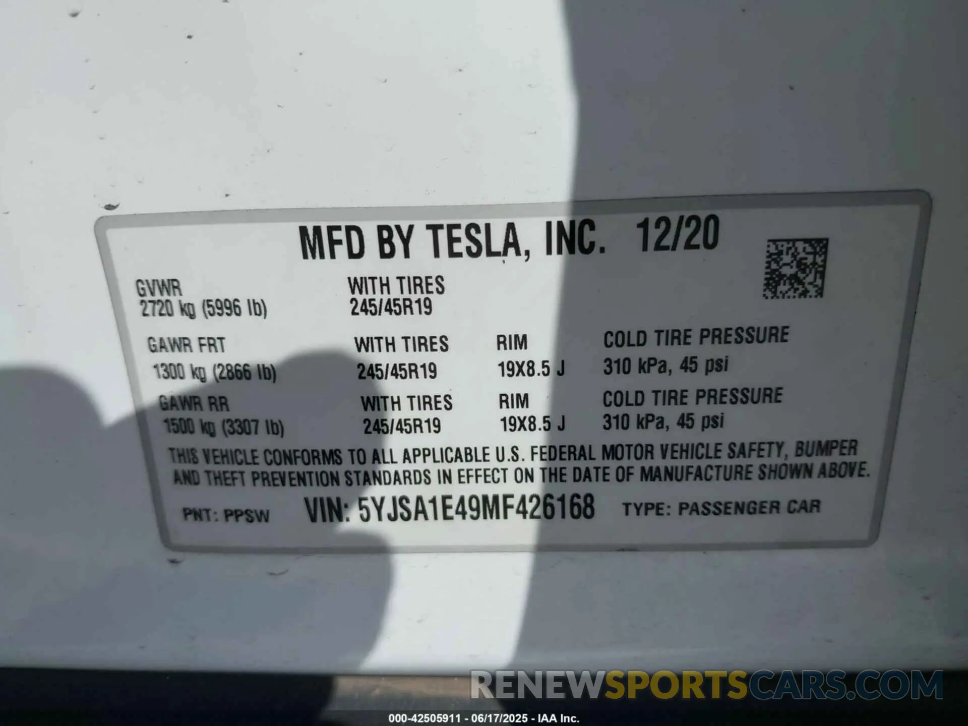 9 Photograph of a damaged car 5YJSA1E49MF426168 TESLA MODEL S 2021