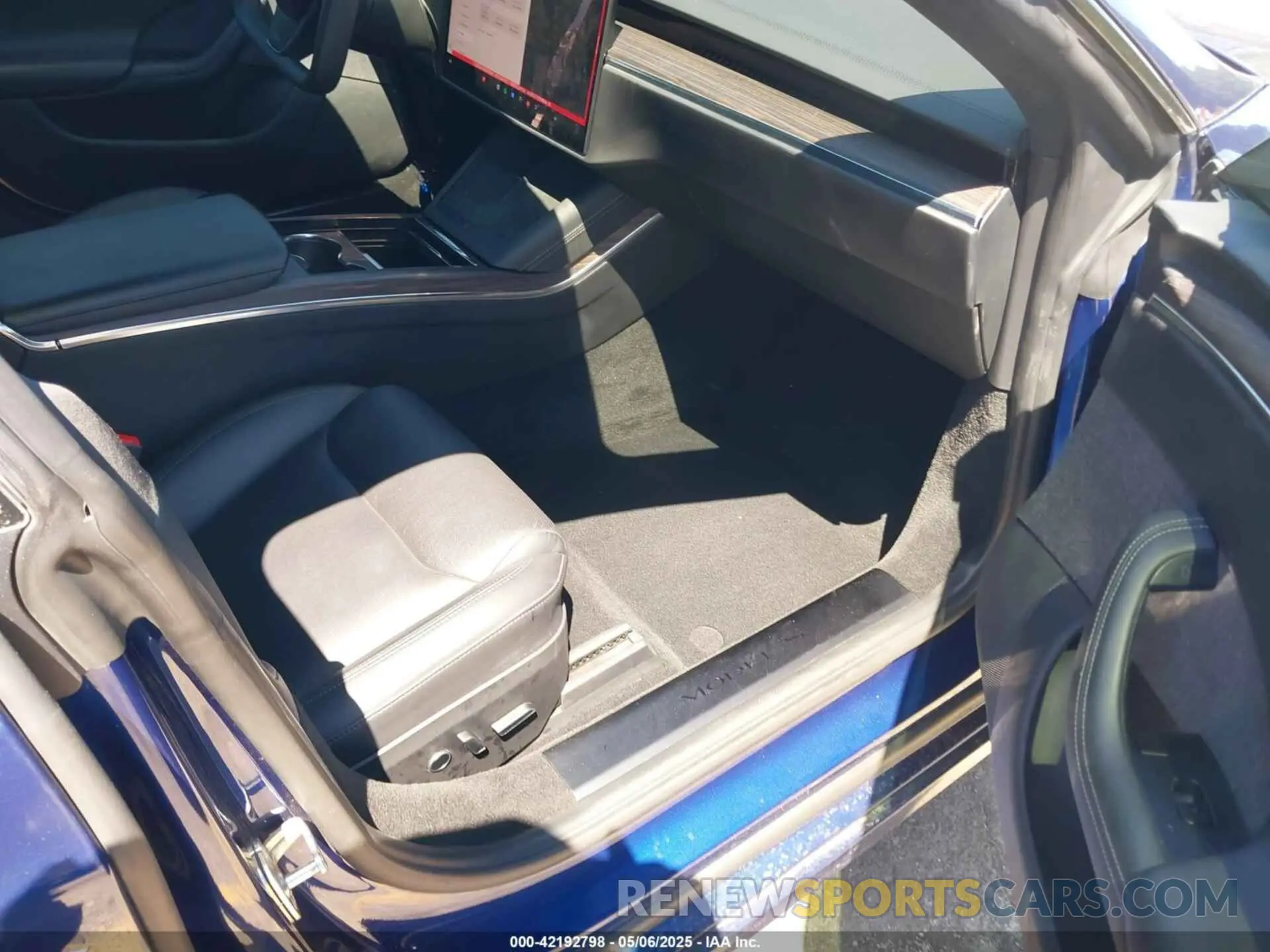 5 Photograph of a damaged car 5YJSA1E51MF428506 TESLA MODEL S 2021
