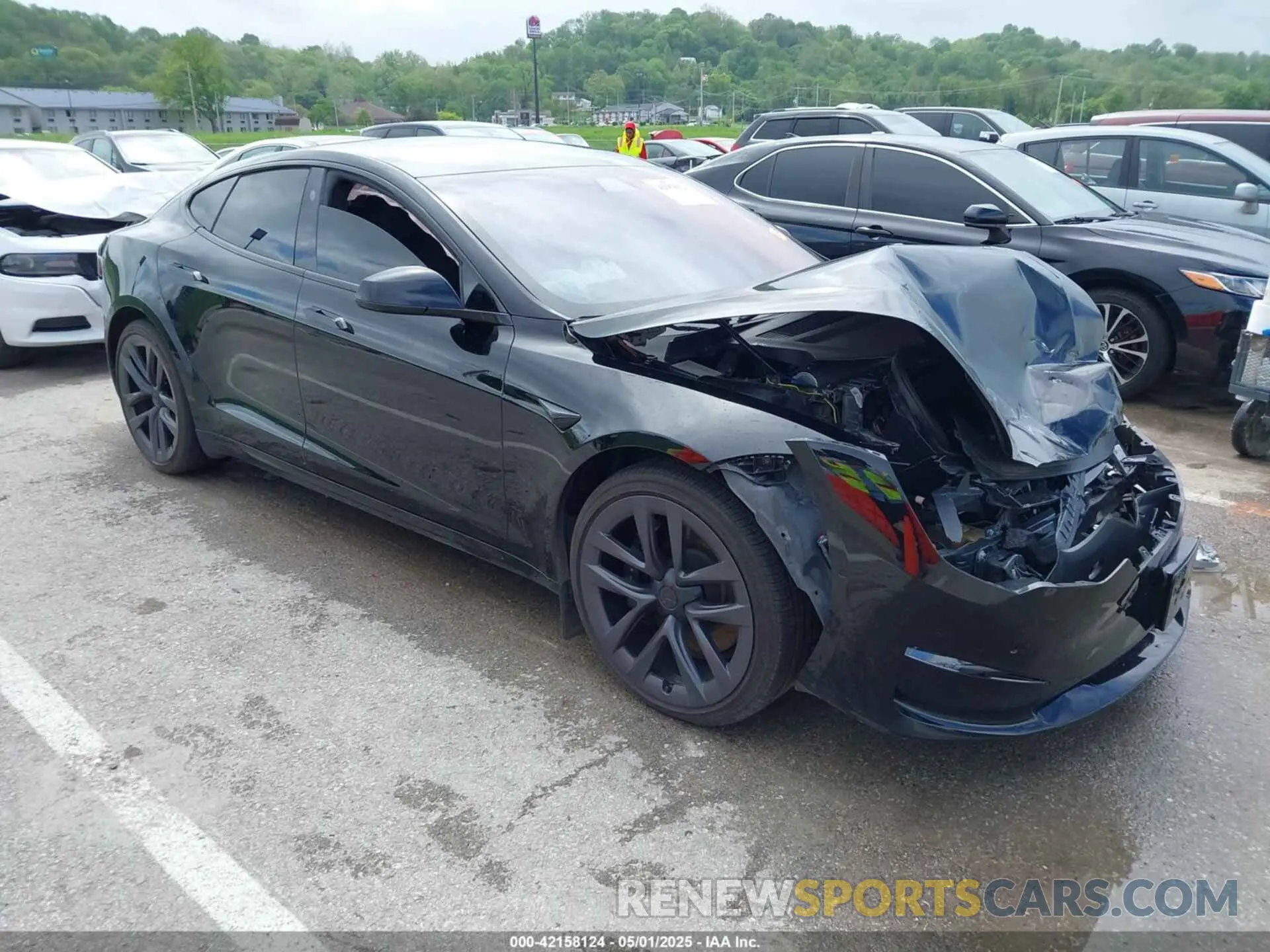 1 Photograph of a damaged car 5YJSA1E51MF434466 TESLA MODEL S 2021