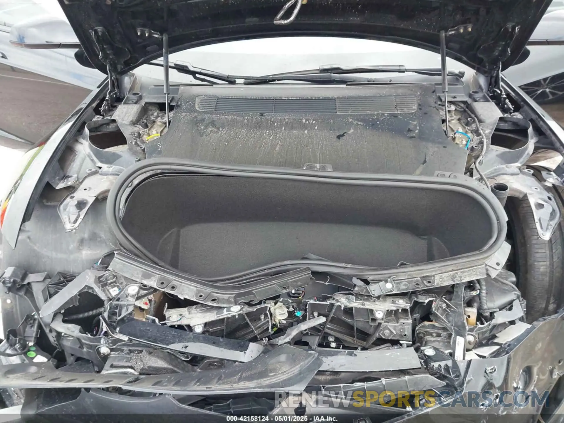 10 Photograph of a damaged car 5YJSA1E51MF434466 TESLA MODEL S 2021