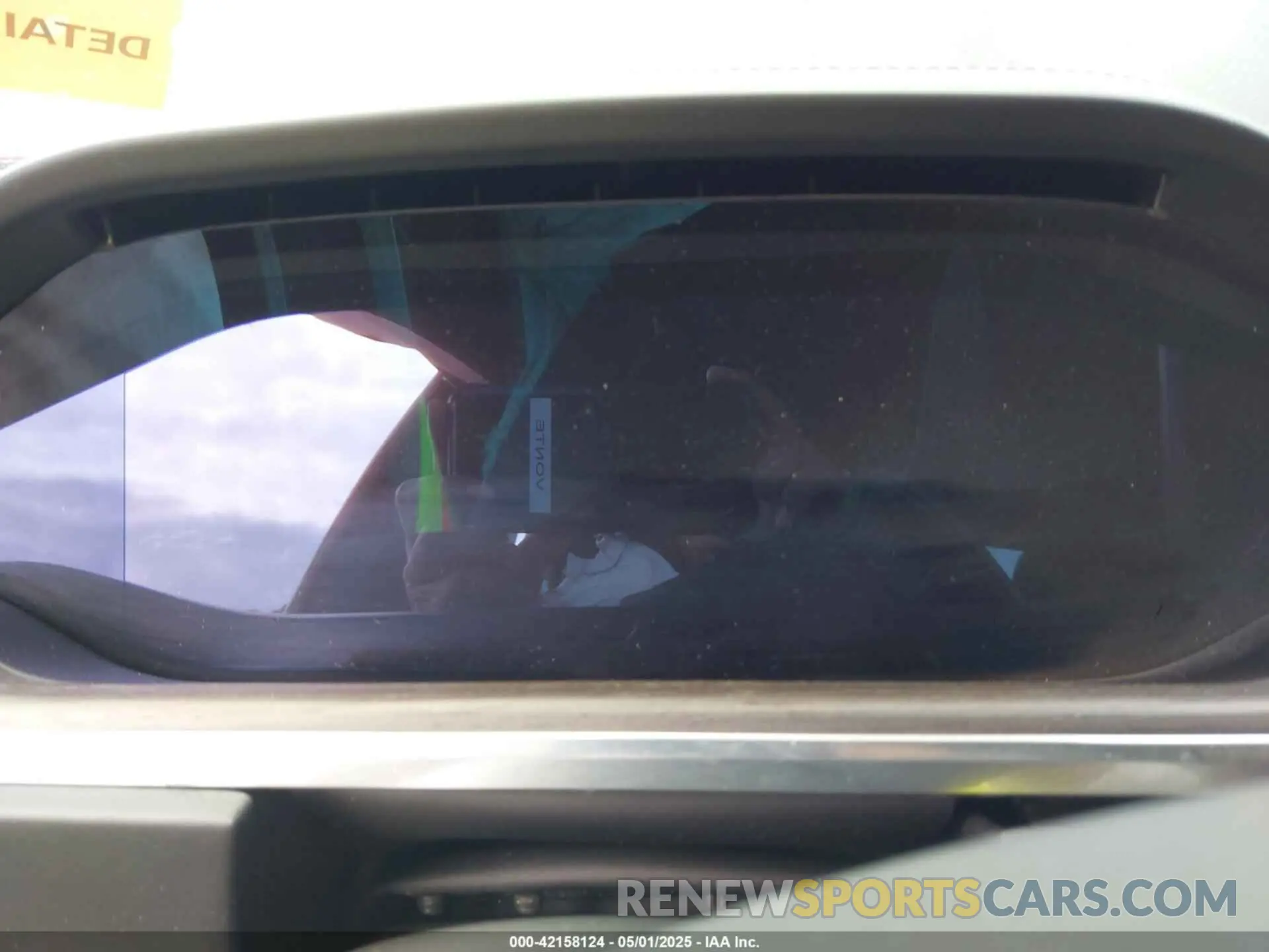 15 Photograph of a damaged car 5YJSA1E51MF434466 TESLA MODEL S 2021