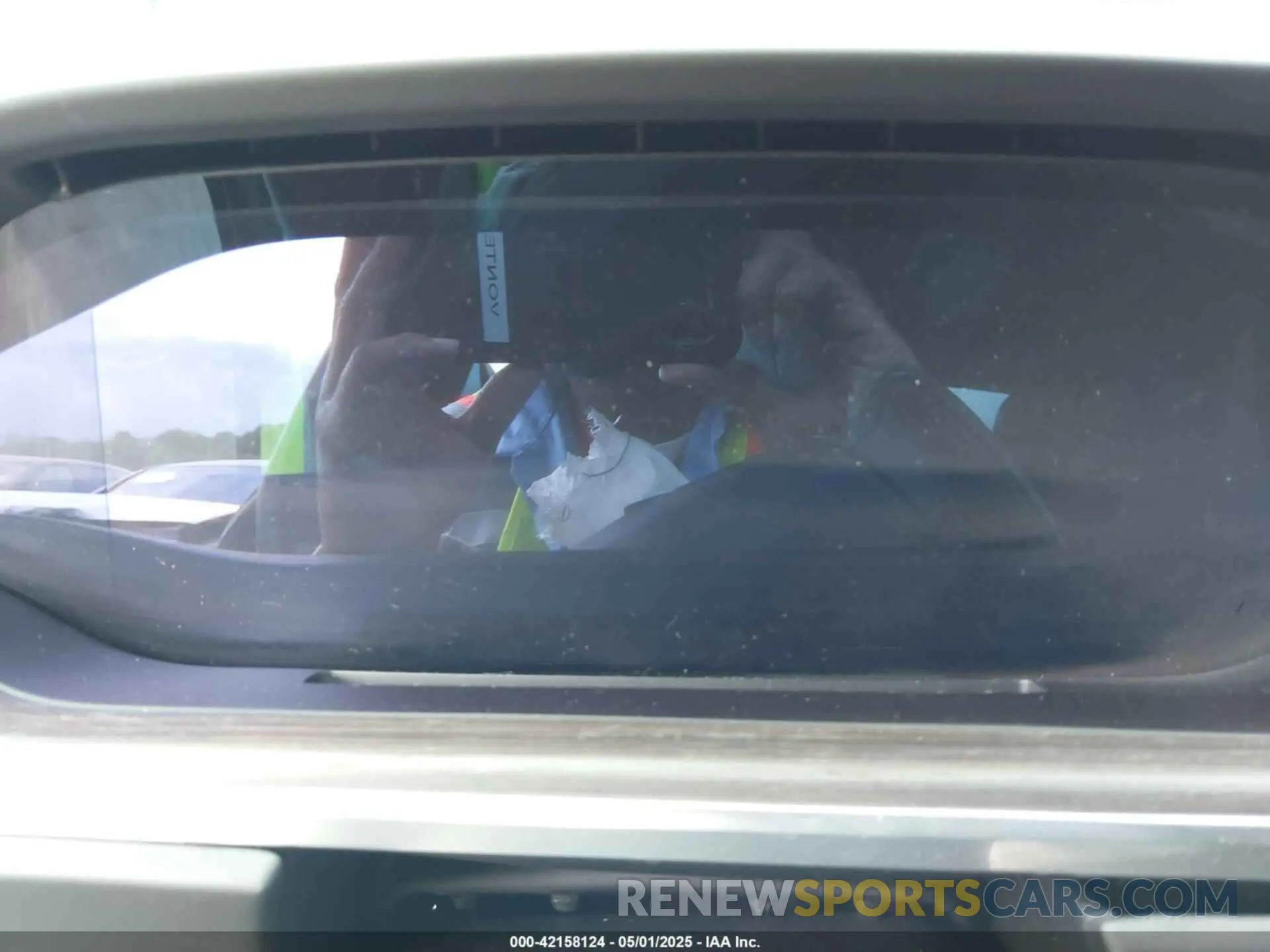 7 Photograph of a damaged car 5YJSA1E51MF434466 TESLA MODEL S 2021