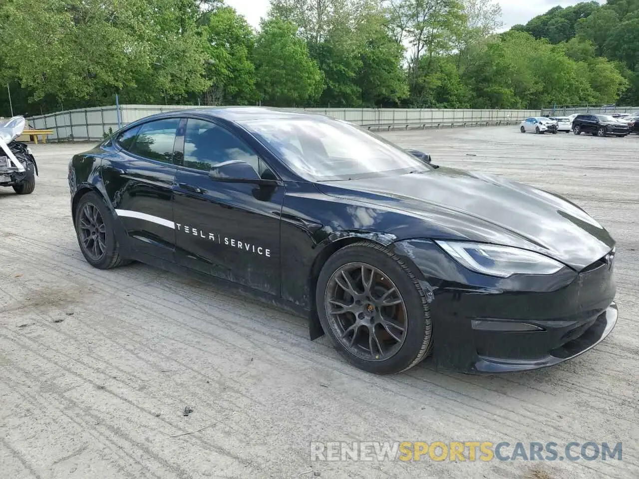 4 Photograph of a damaged car 5YJSA1E52MF428241 TESLA MODEL S 2021