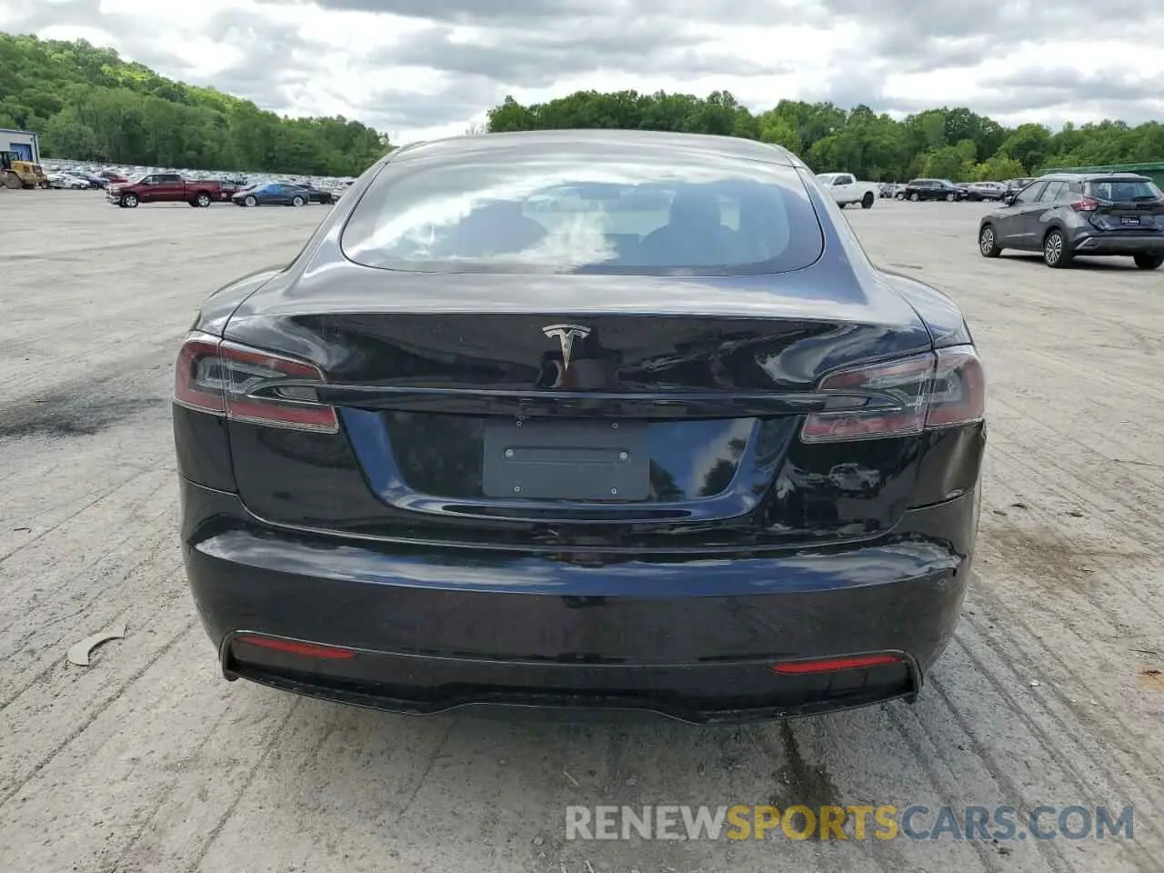 6 Photograph of a damaged car 5YJSA1E52MF428241 TESLA MODEL S 2021