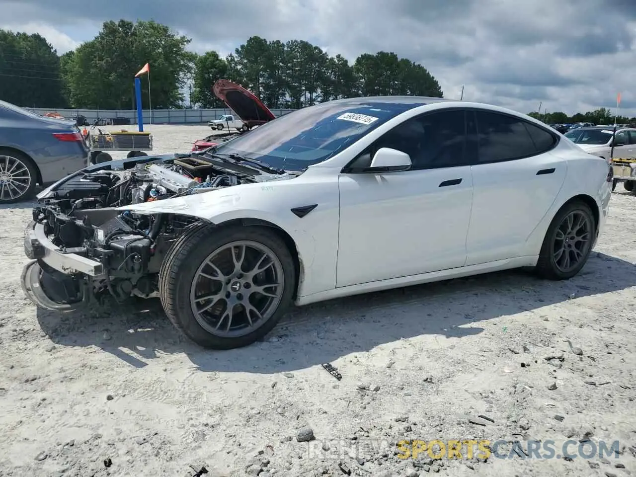 1 Photograph of a damaged car 5YJSA1E52MF443953 TESLA MODEL S 2021