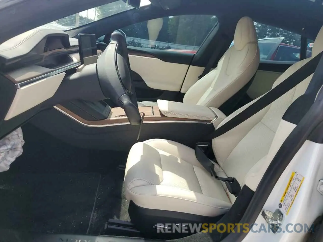 7 Photograph of a damaged car 5YJSA1E52MF443953 TESLA MODEL S 2021