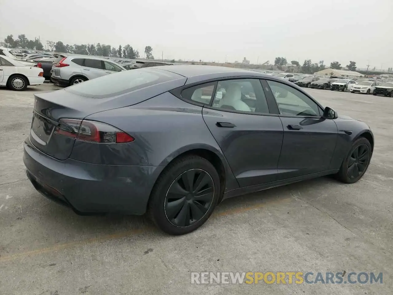 3 Photograph of a damaged car 5YJSA1E52MF451499 TESLA MODEL S 2021