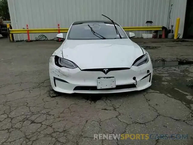 10 Photograph of a damaged car 5YJSA1E54MF439287 TESLA MODEL S 2021