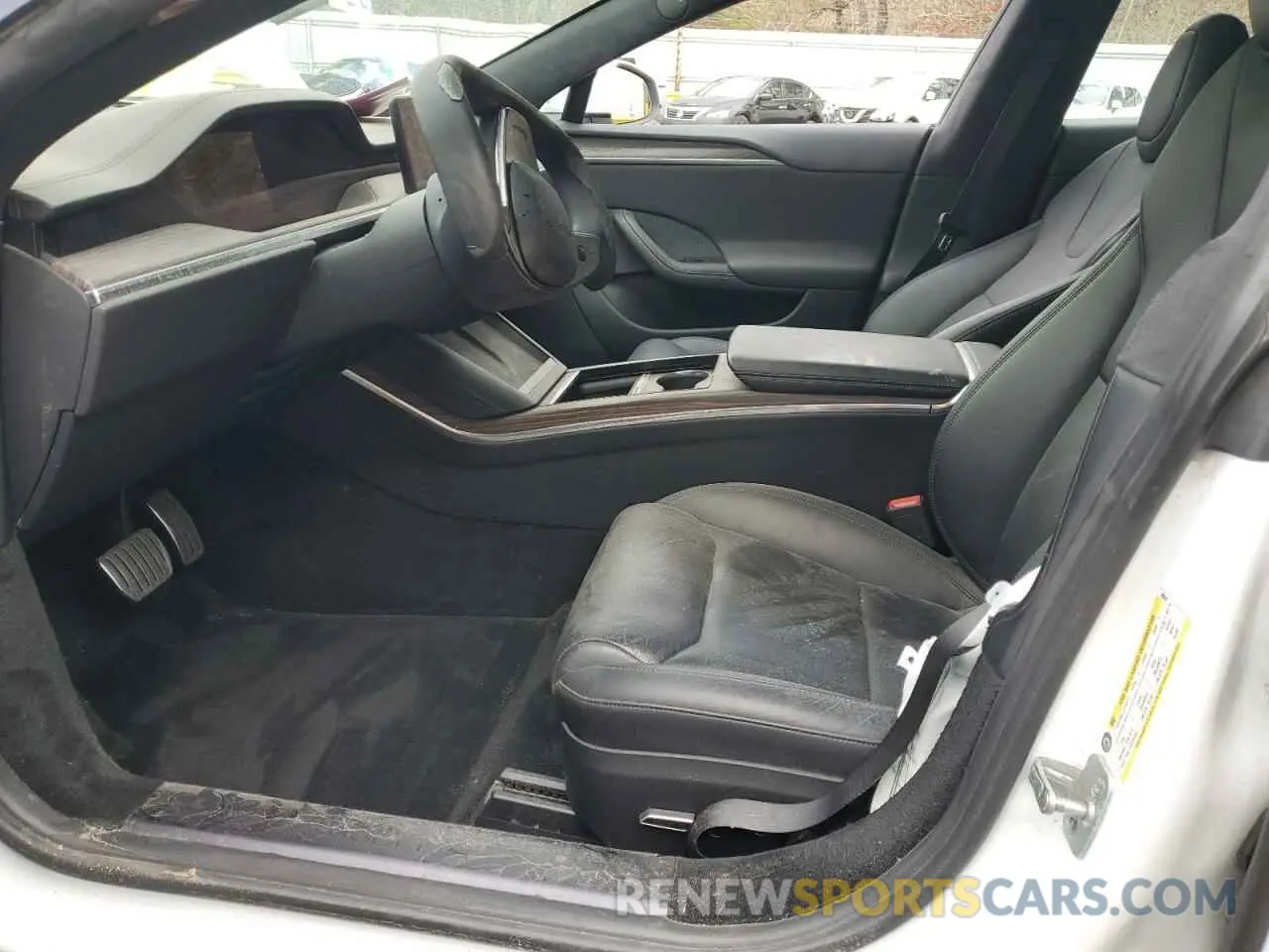 7 Photograph of a damaged car 5YJSA1E54MF439287 TESLA MODEL S 2021