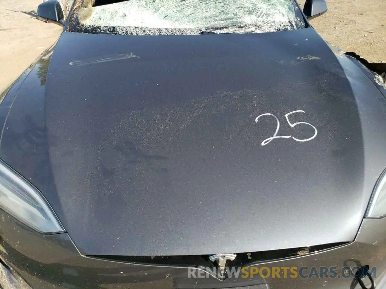 11 Photograph of a damaged car 5YJSA1E54MF456512 TESLA MODEL S 2021