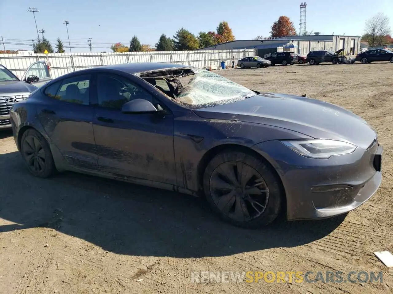 4 Photograph of a damaged car 5YJSA1E54MF456512 TESLA MODEL S 2021