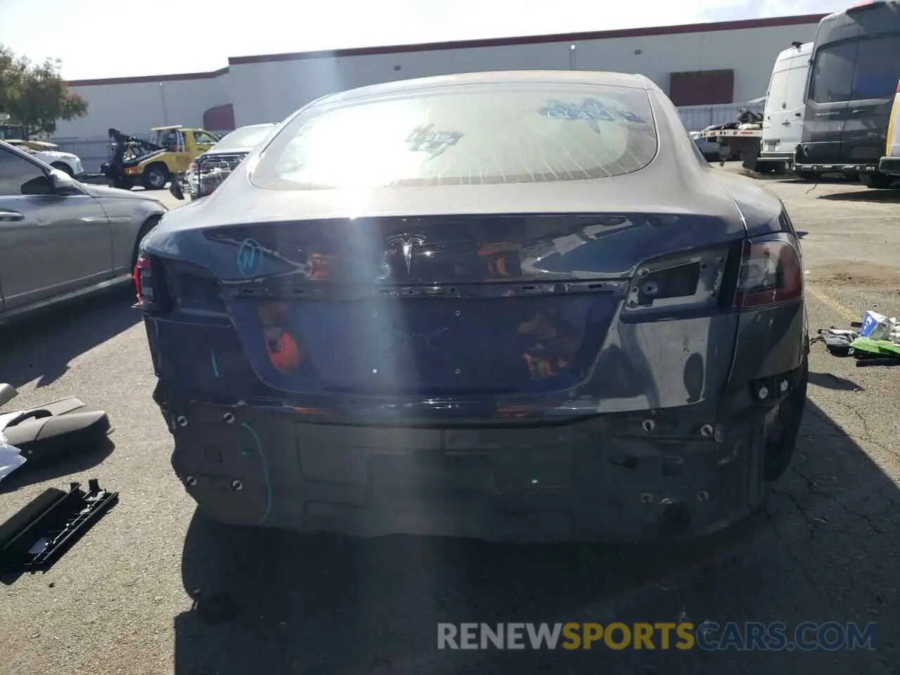 6 Photograph of a damaged car 5YJSA1E56MF439677 TESLA MODEL S 2021