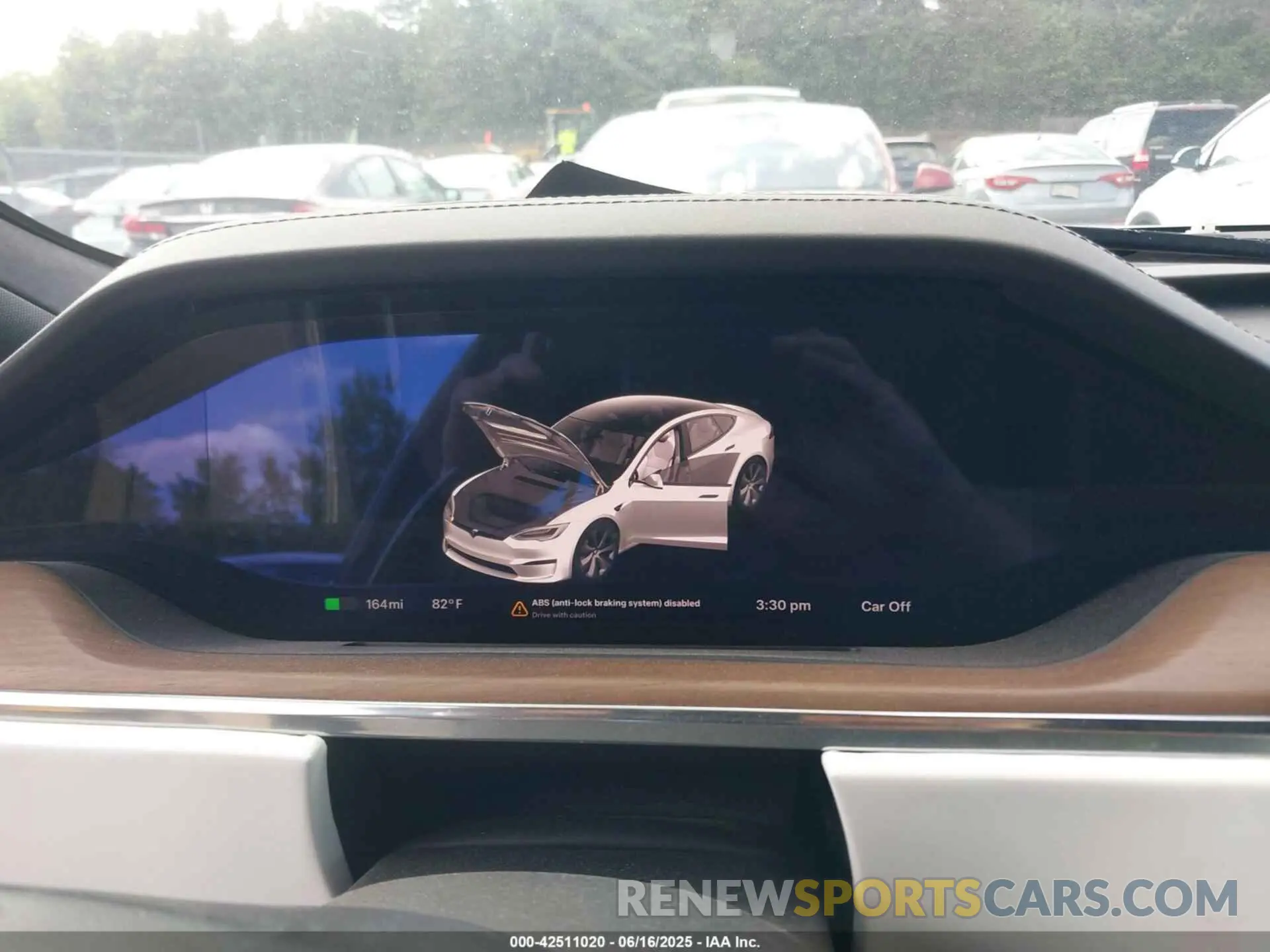 7 Photograph of a damaged car 5YJSA1E57MF428512 TESLA MODEL S 2021