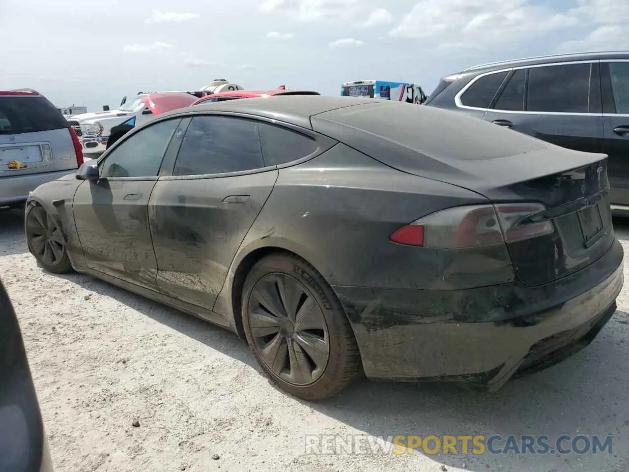 2 Photograph of a damaged car 5YJSA1E57MF454429 TESLA MODEL S 2021