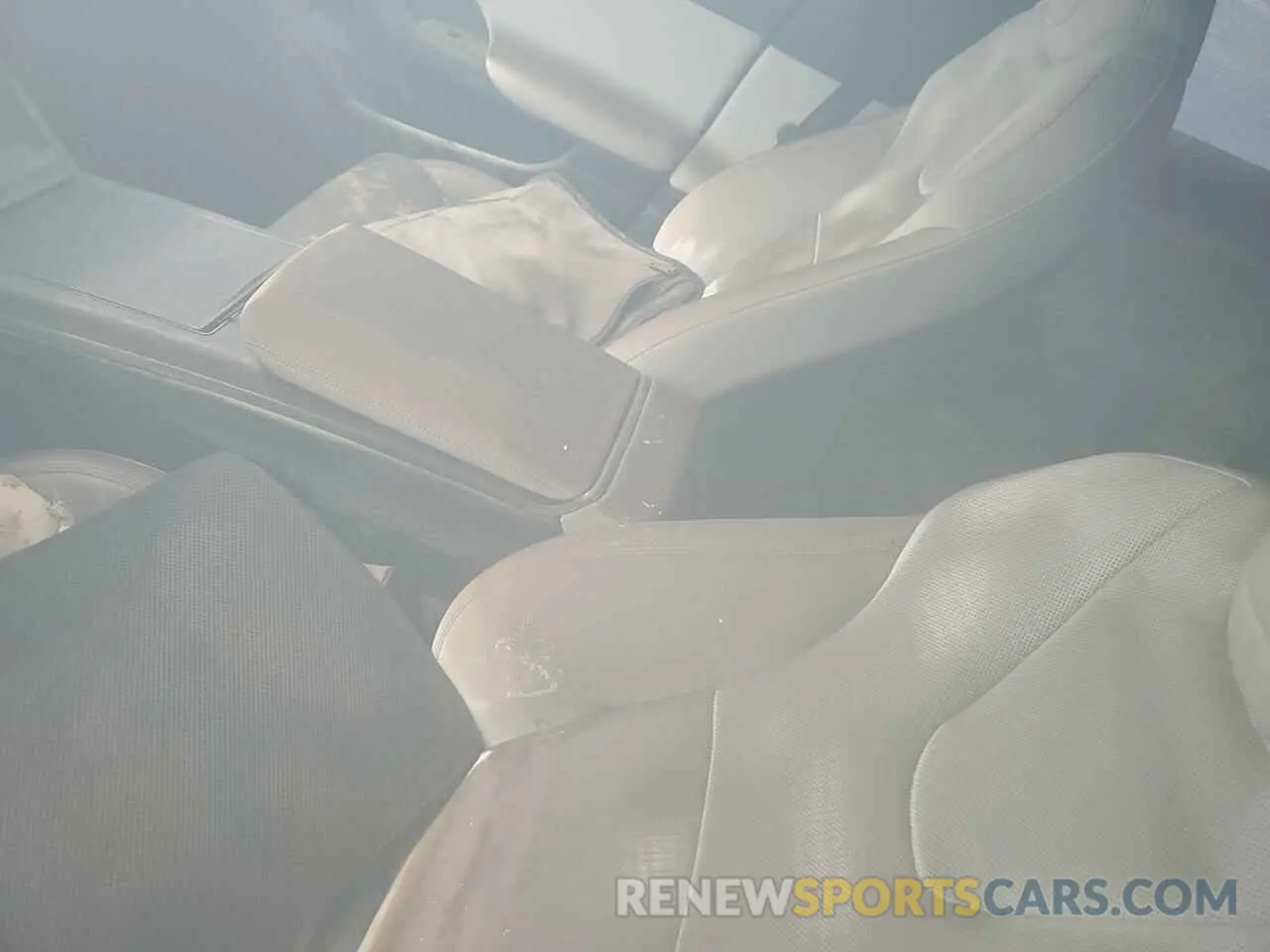 8 Photograph of a damaged car 5YJSA1E57MF454429 TESLA MODEL S 2021