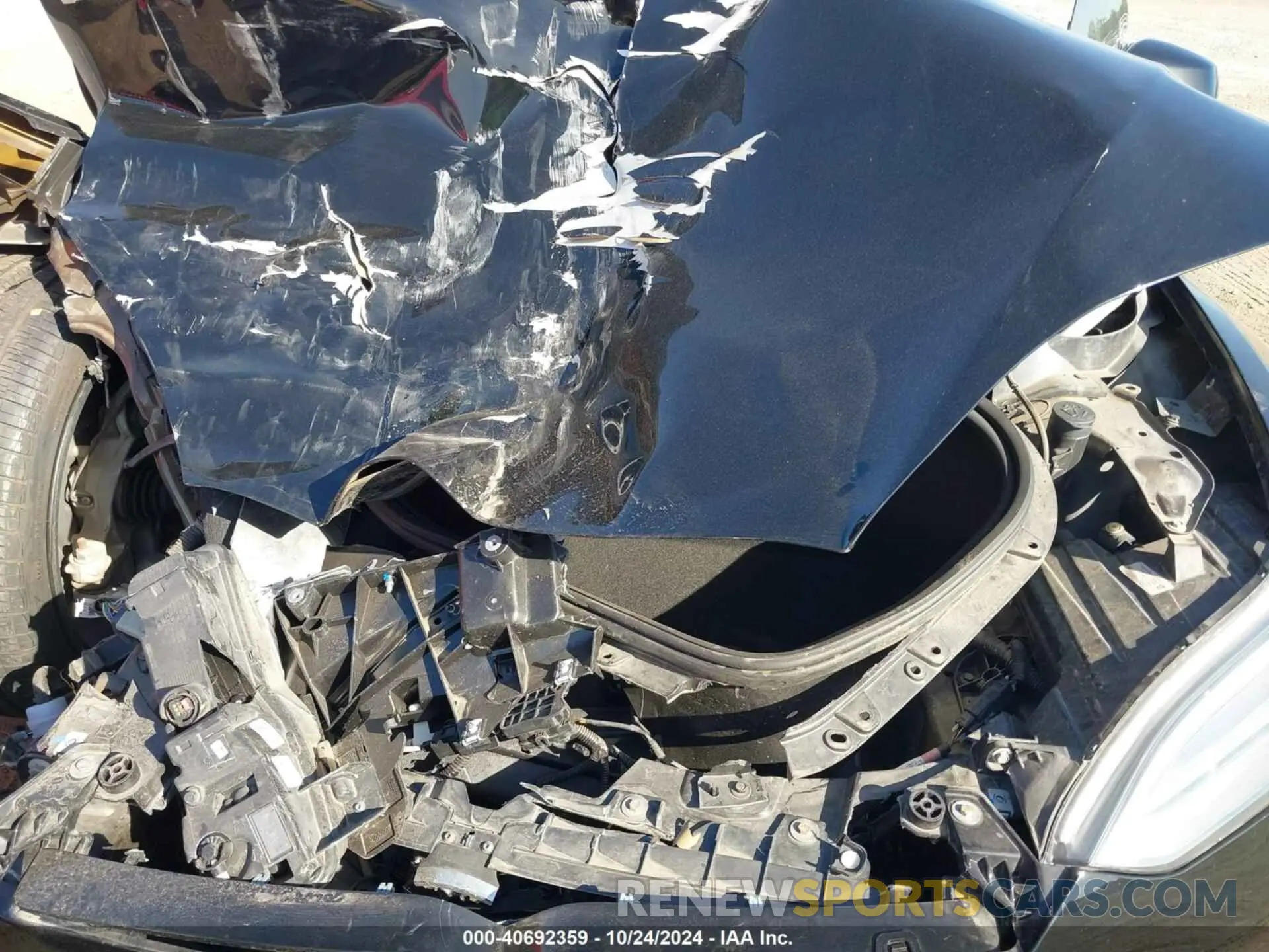 10 Photograph of a damaged car 5YJSA1E58MF429555 TESLA MODEL S 2021