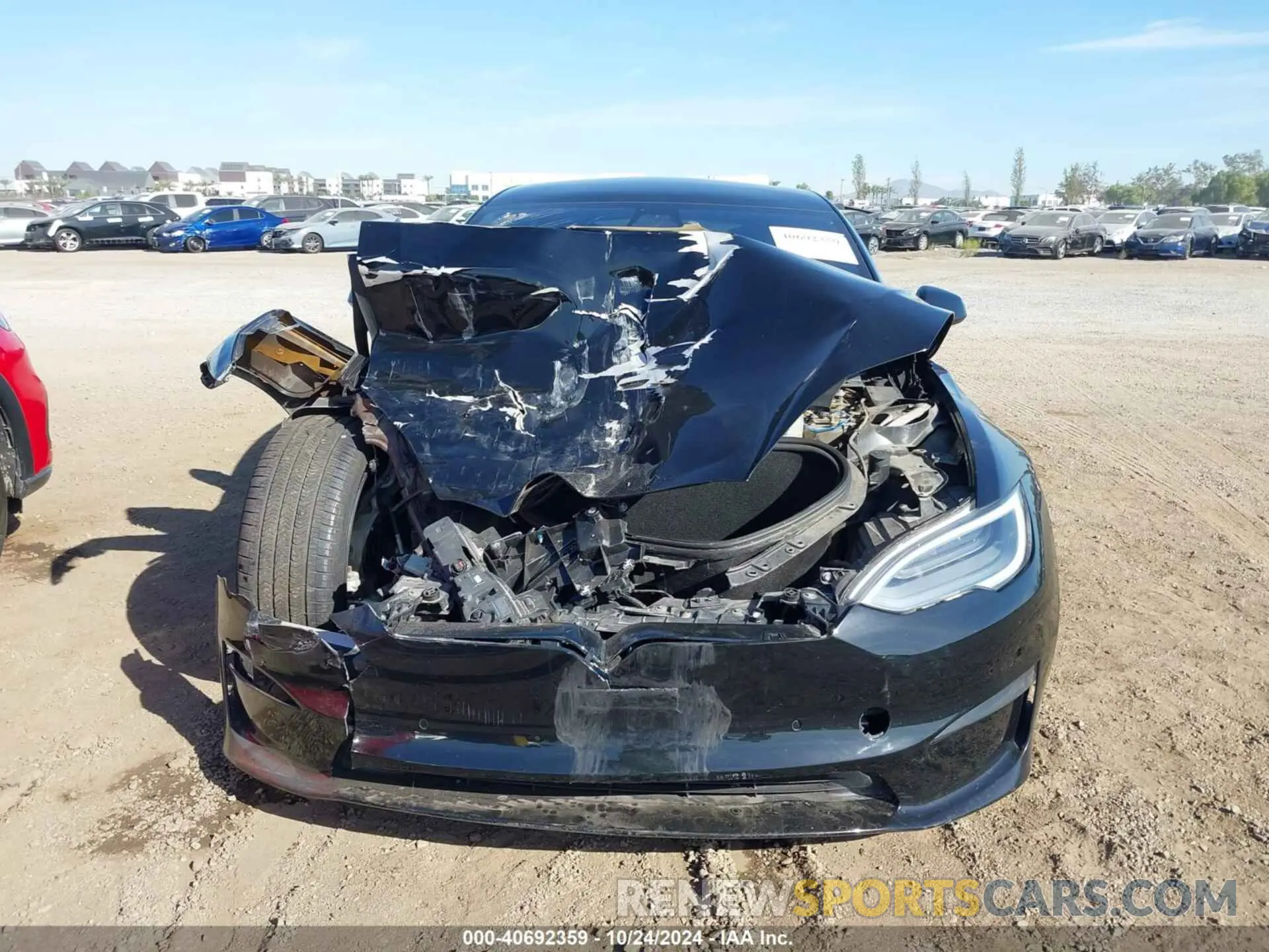 11 Photograph of a damaged car 5YJSA1E58MF429555 TESLA MODEL S 2021