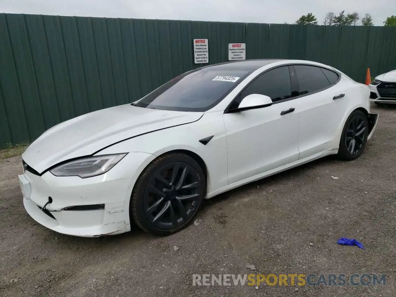 1 Photograph of a damaged car 5YJSA1E59MF438359 TESLA MODEL S 2021