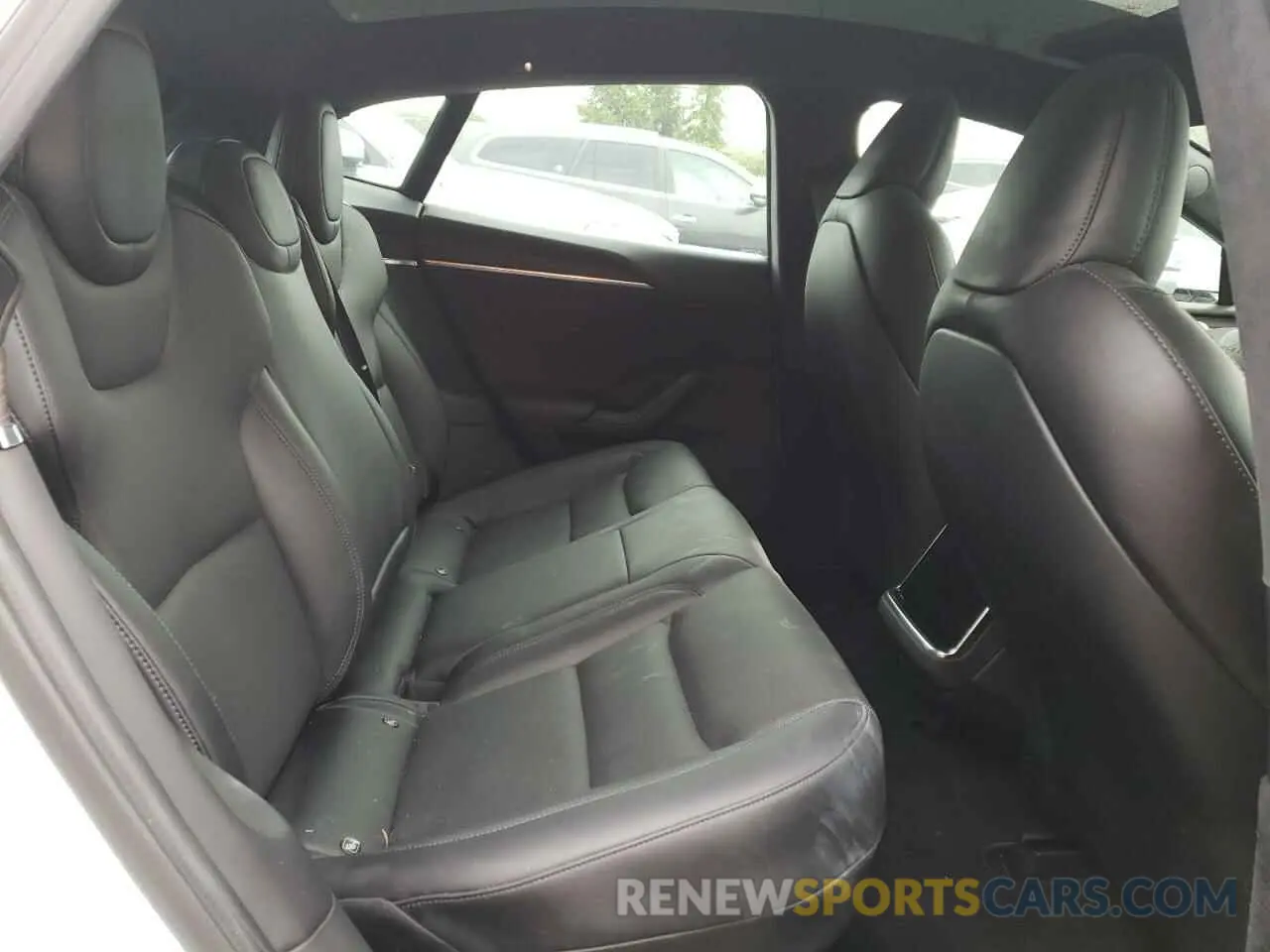 10 Photograph of a damaged car 5YJSA1E59MF438359 TESLA MODEL S 2021