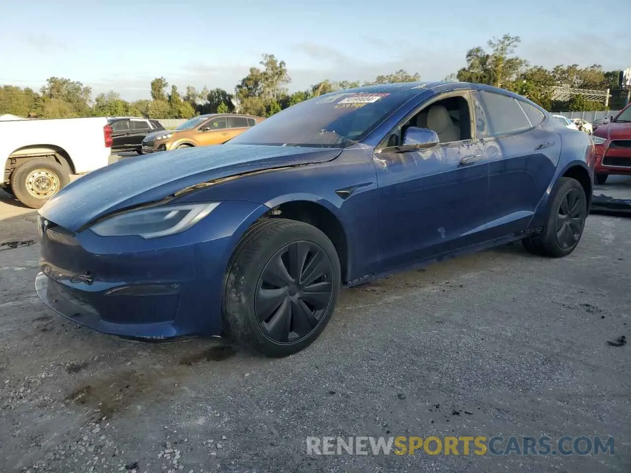 1 Photograph of a damaged car 5YJSA1E59MF439799 TESLA MODEL S 2021