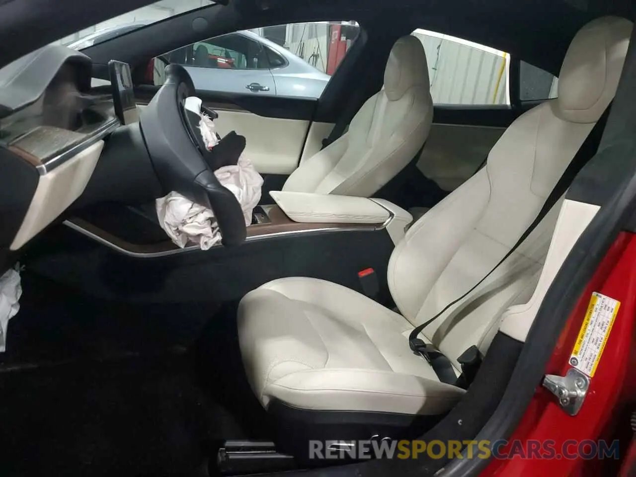 7 Photograph of a damaged car 5YJSA1E59MF455260 TESLA MODEL S 2021