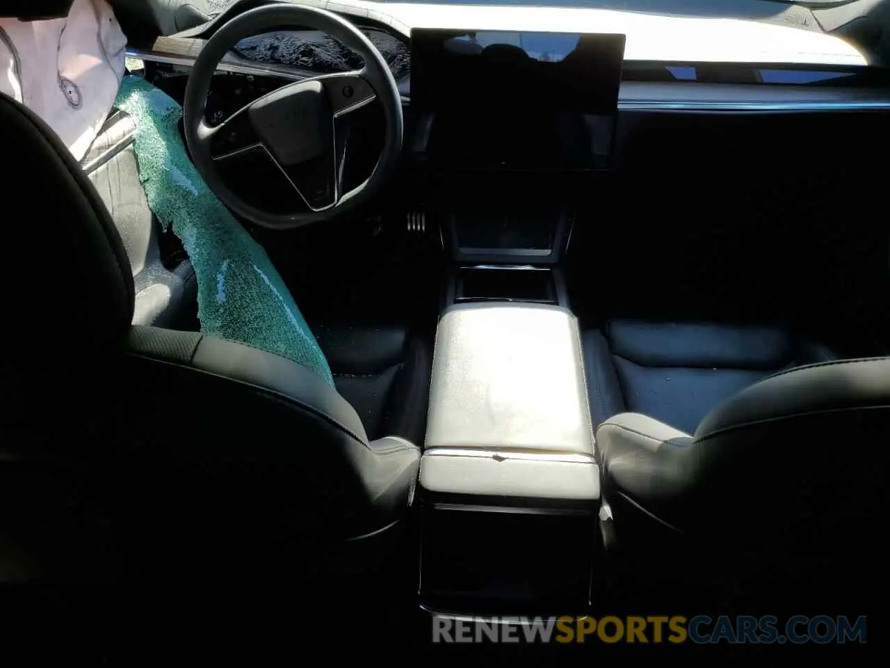 8 Photograph of a damaged car 5YJSA1E5XMF433431 TESLA MODEL S 2021