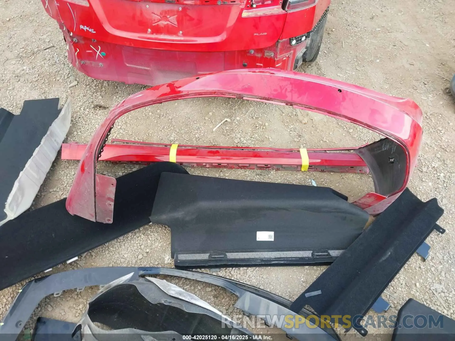 20 Photograph of a damaged car 5YJSA1E60MF447203 TESLA MODEL S 2021