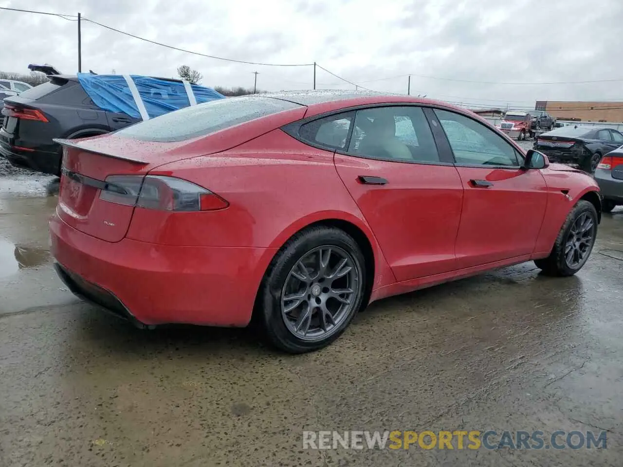 3 Photograph of a damaged car 5YJSA1E61MF436369 TESLA MODEL S 2021