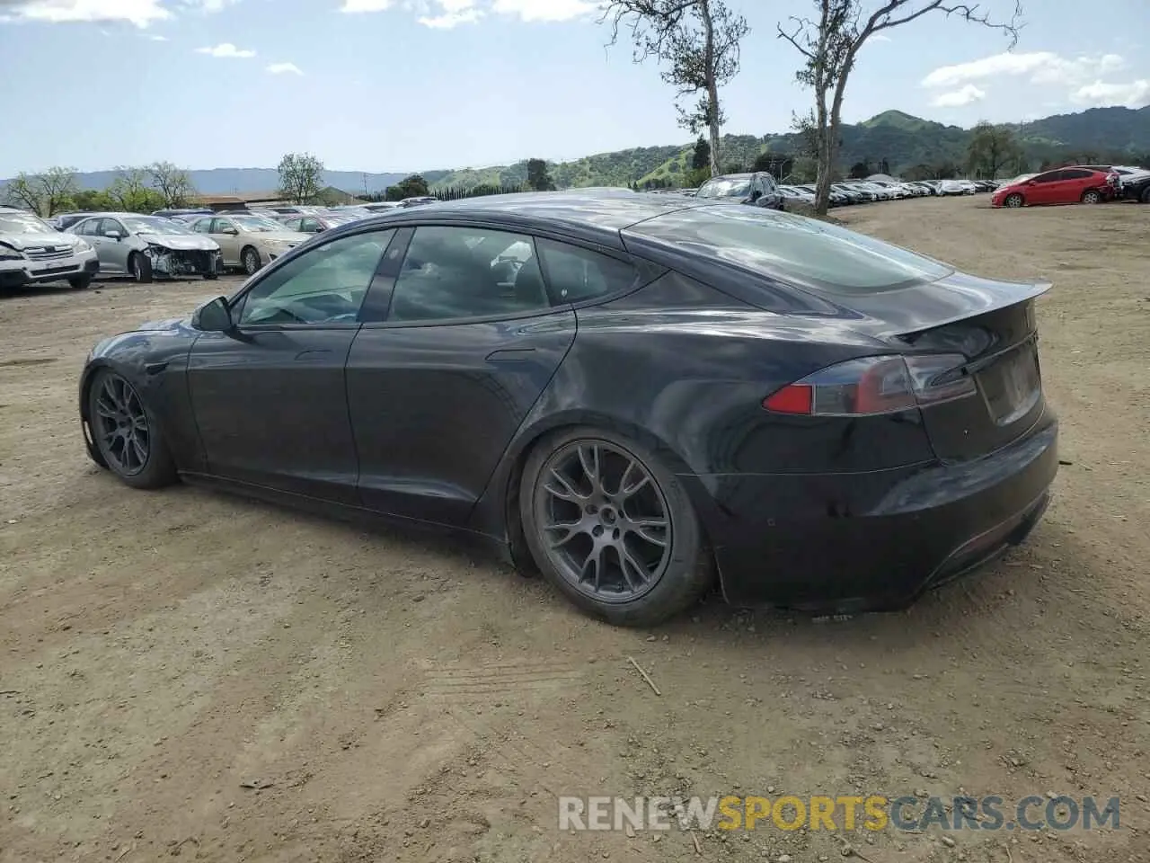 2 Photograph of a damaged car 5YJSA1E62MF455304 TESLA MODEL S 2021