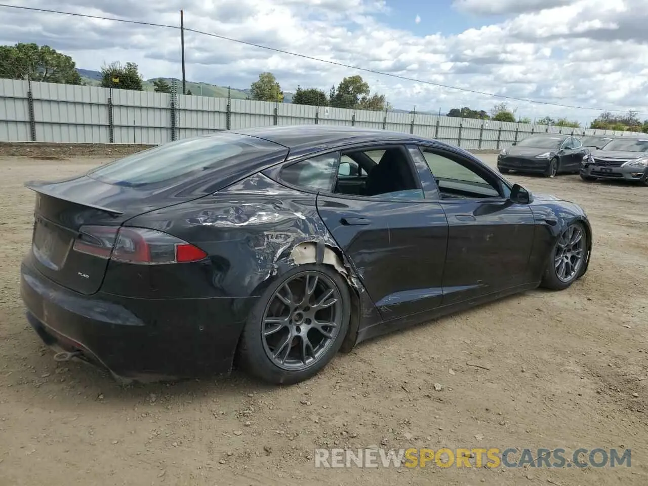 3 Photograph of a damaged car 5YJSA1E62MF455304 TESLA MODEL S 2021