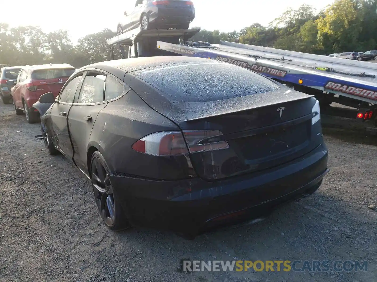 3 Photograph of a damaged car 5YJSA1E63MF436602 TESLA MODEL S 2021