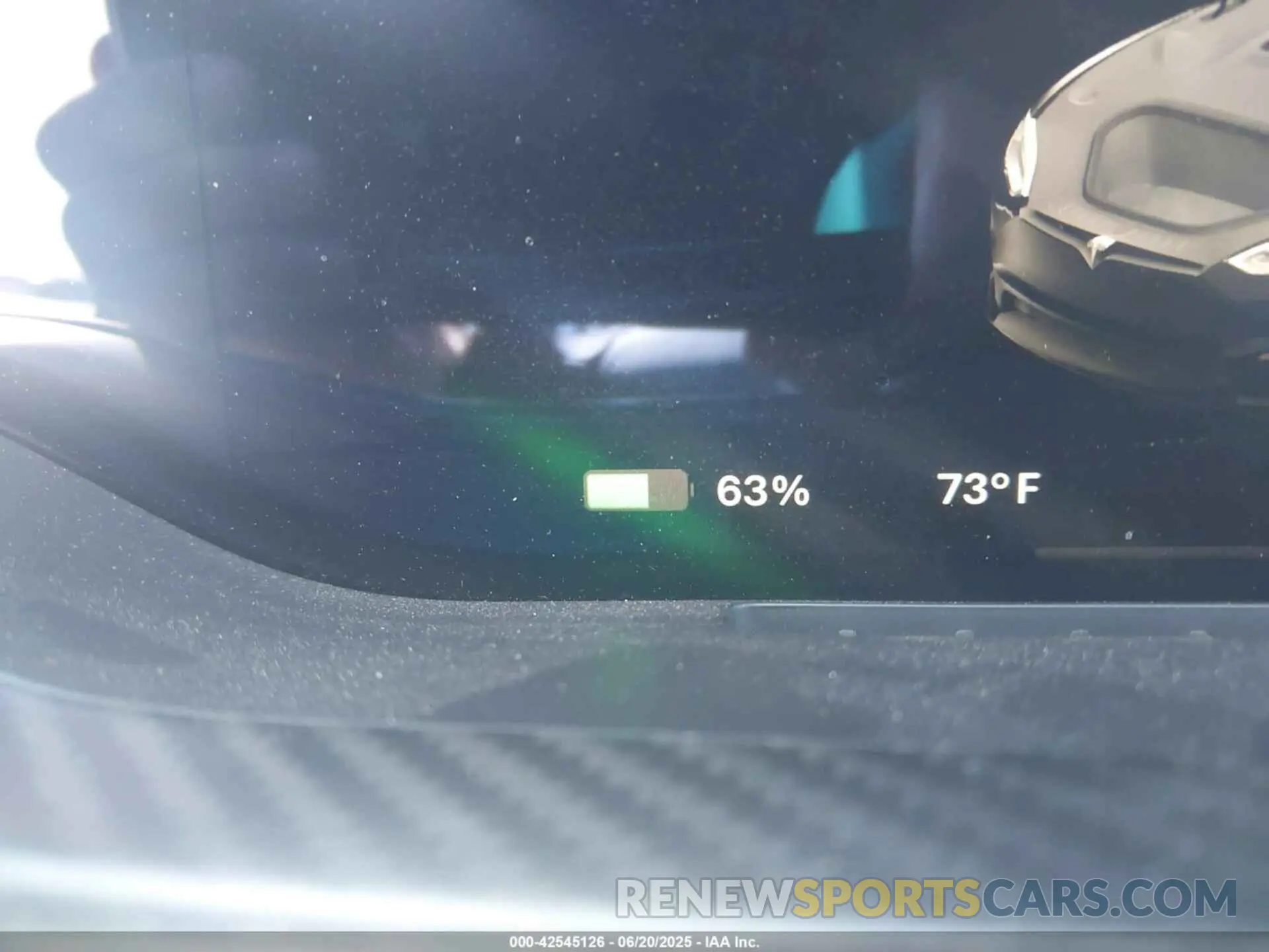 13 Photograph of a damaged car 5YJSA1E63MF439354 TESLA MODEL S 2021