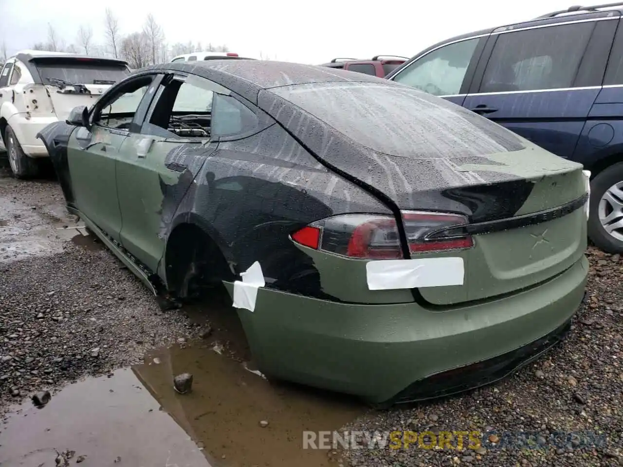 3 Photograph of a damaged car 5YJSA1E64MF433420 TESLA MODEL S 2021