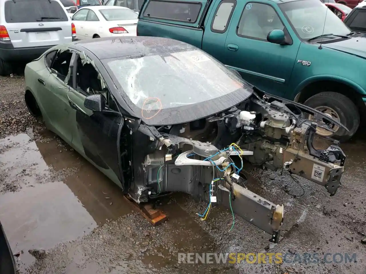 9 Photograph of a damaged car 5YJSA1E64MF433420 TESLA MODEL S 2021