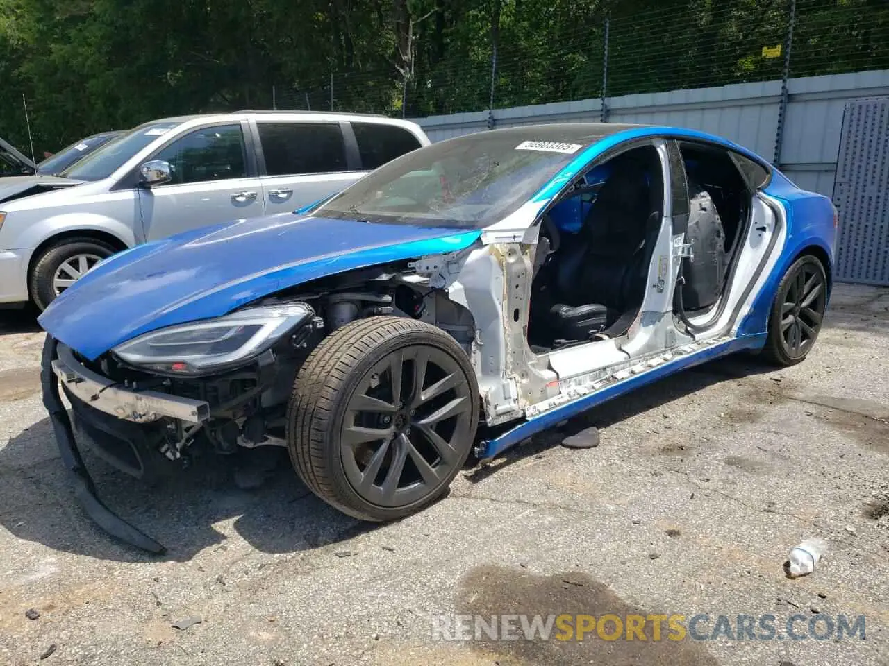 1 Photograph of a damaged car 5YJSA1E64MF438794 TESLA MODEL S 2021