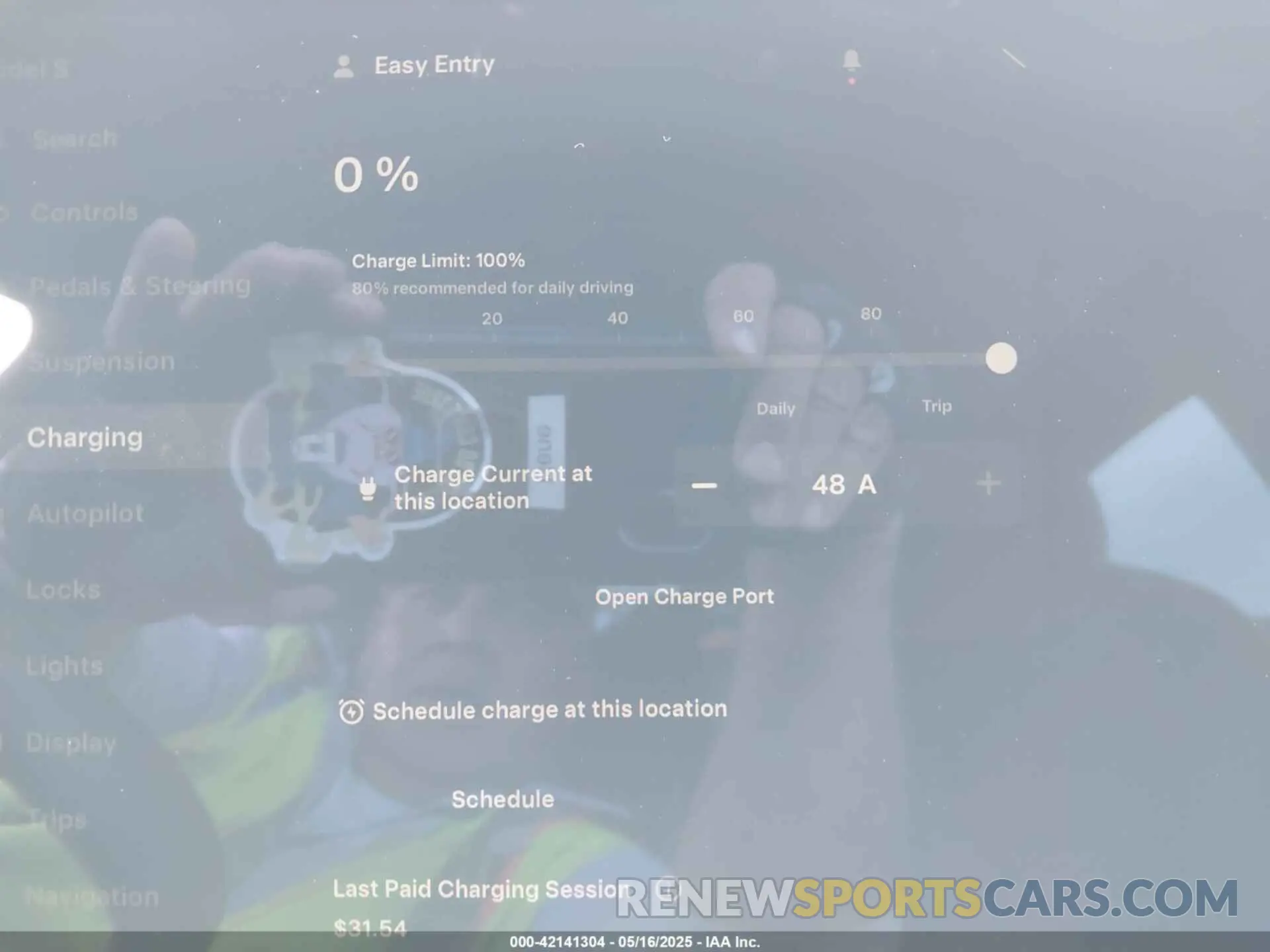 16 Photograph of a damaged car 5YJSA1E64MF442036 TESLA MODEL S 2021