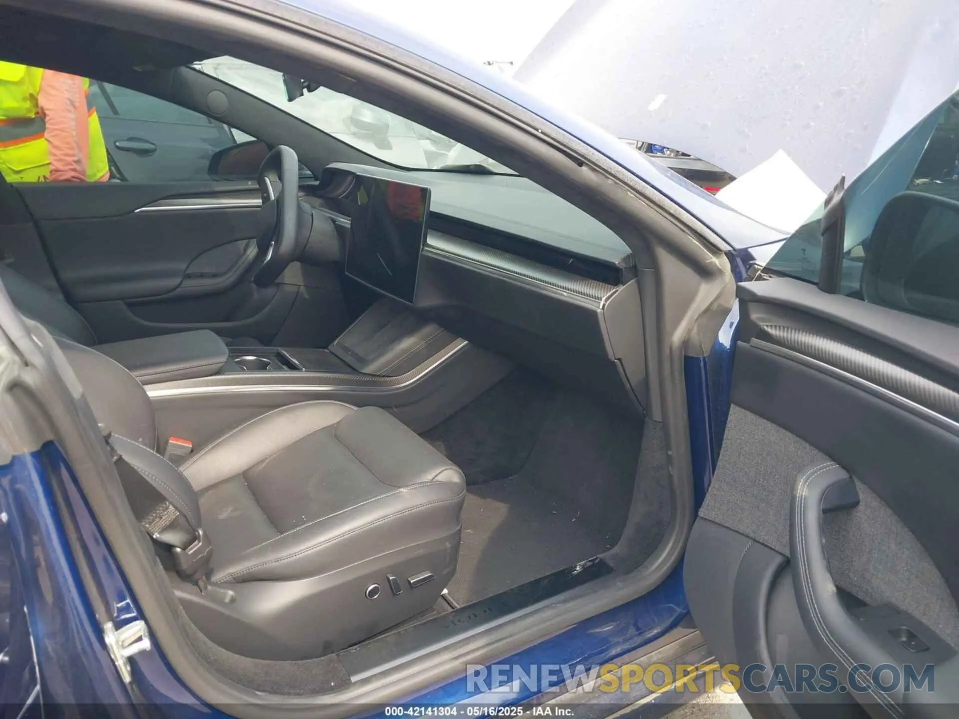 5 Photograph of a damaged car 5YJSA1E64MF442036 TESLA MODEL S 2021