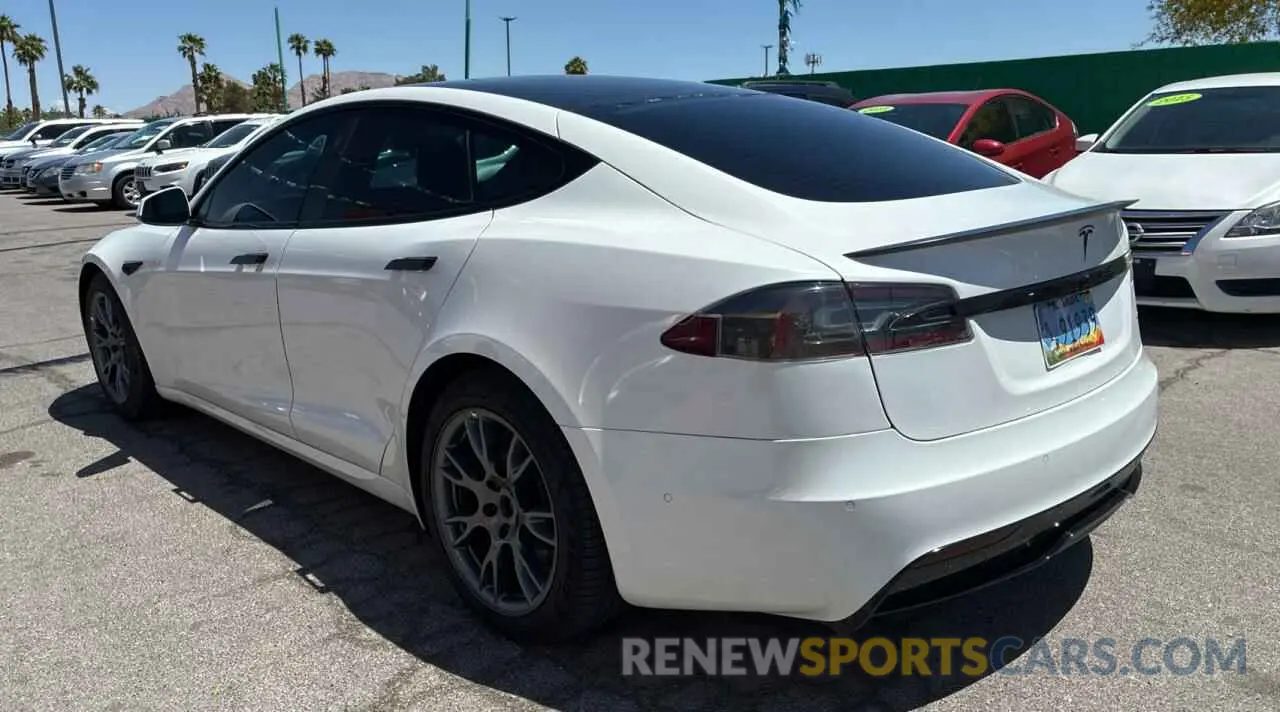 3 Photograph of a damaged car 5YJSA1E64MF447124 TESLA MODEL S 2021