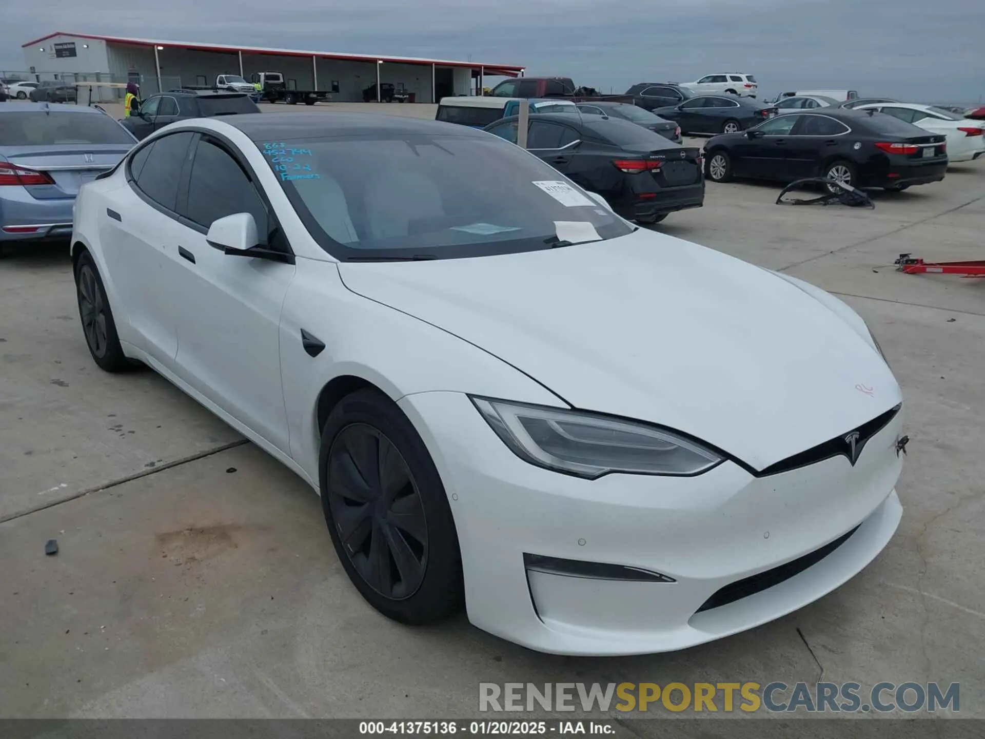 1 Photograph of a damaged car 5YJSA1E64MF452744 TESLA MODEL S 2021