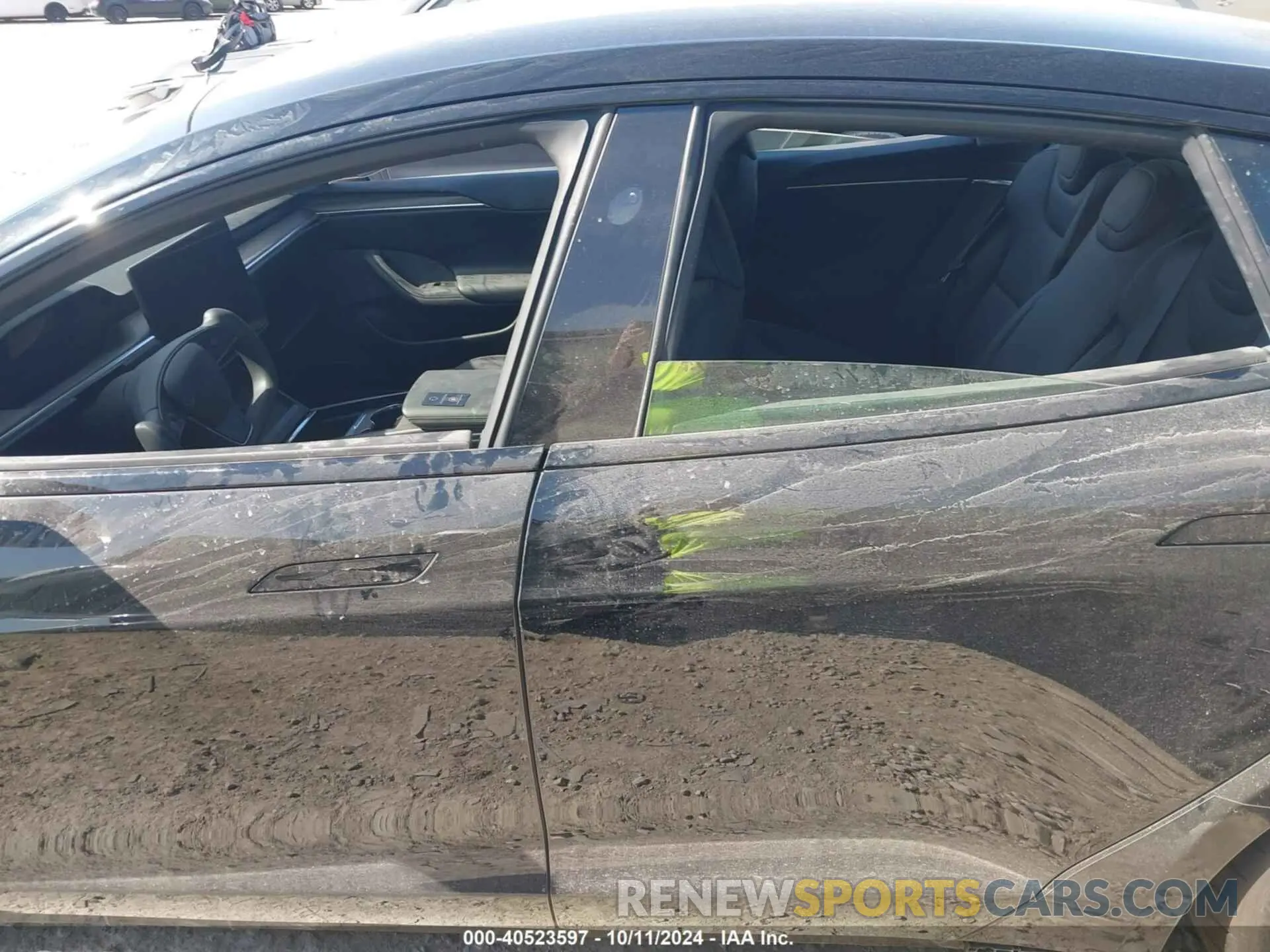 15 Photograph of a damaged car 5YJSA1E65MF435662 TESLA MODEL S 2021