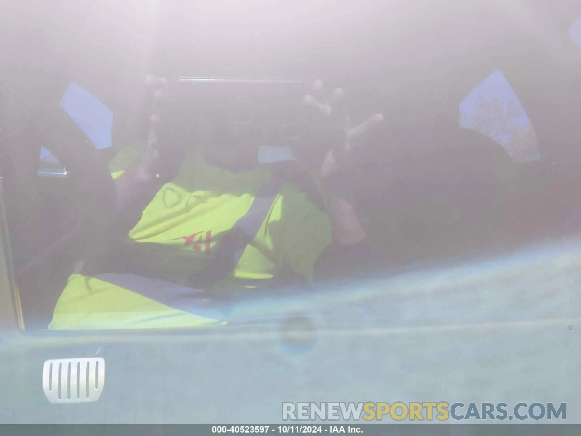 16 Photograph of a damaged car 5YJSA1E65MF435662 TESLA MODEL S 2021