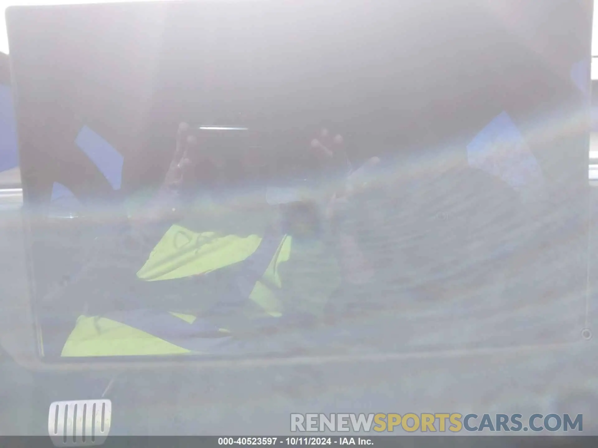 19 Photograph of a damaged car 5YJSA1E65MF435662 TESLA MODEL S 2021