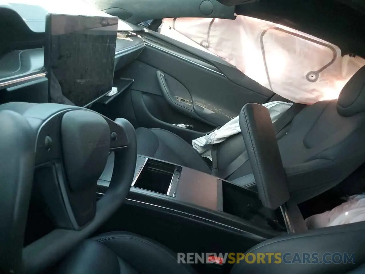 9 Photograph of a damaged car 5YJSA1E65MF447181 TESLA MODEL S 2021