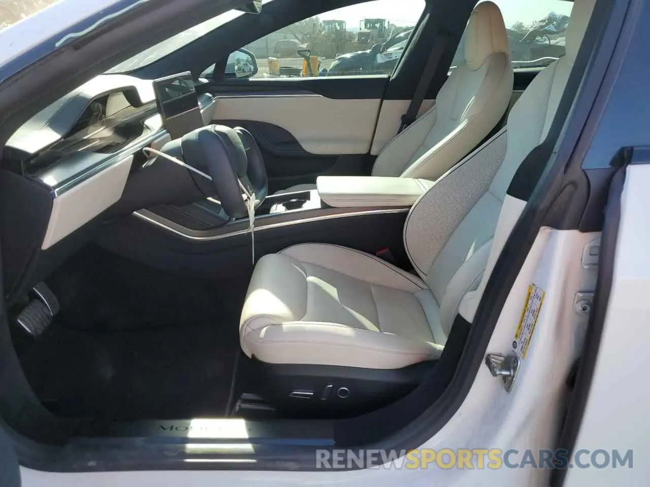 7 Photograph of a damaged car 5YJSA1E65MF447519 TESLA MODEL S 2021