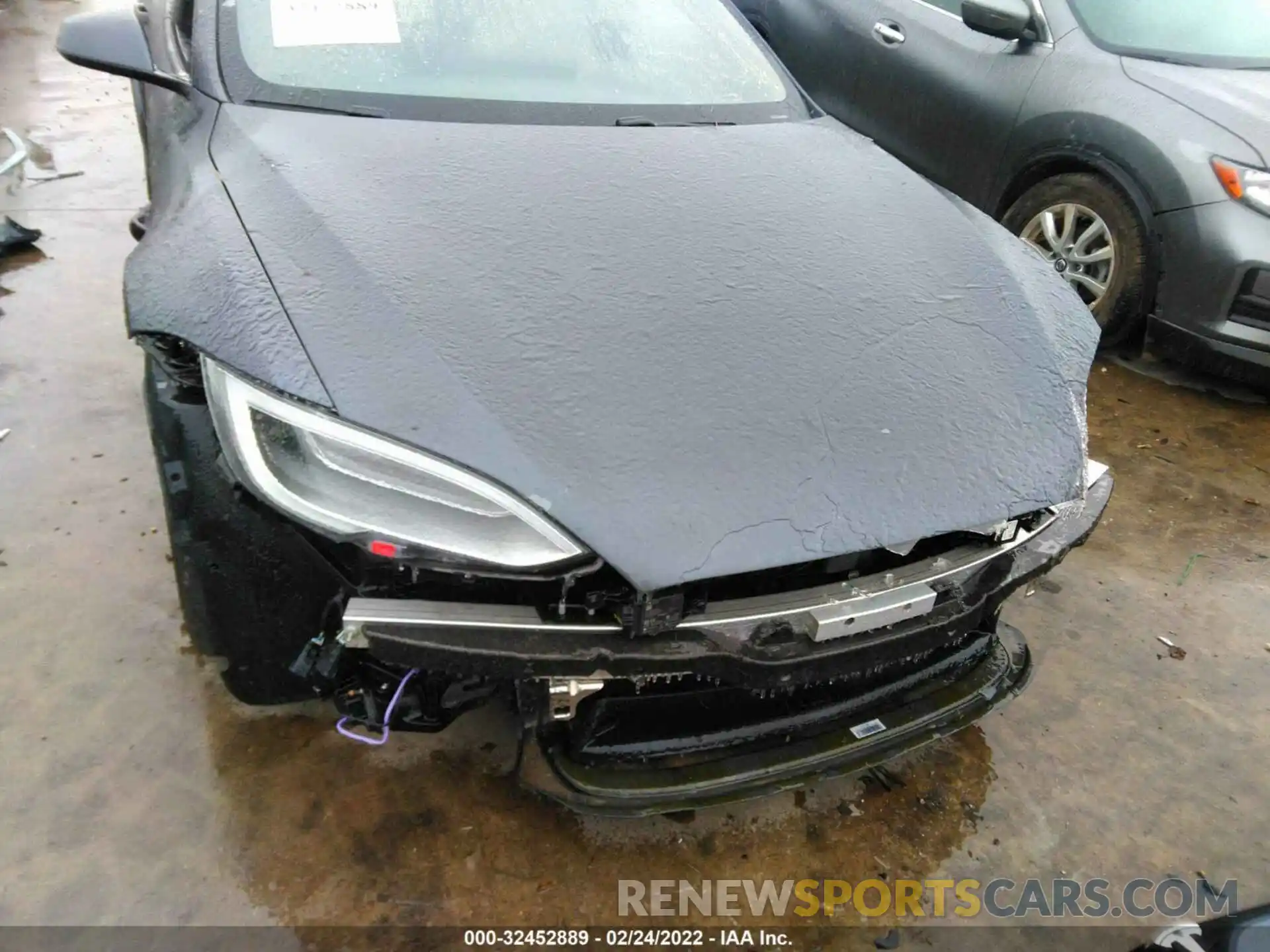 10 Photograph of a damaged car 5YJSA1E66MF433483 TESLA MODEL S 2021