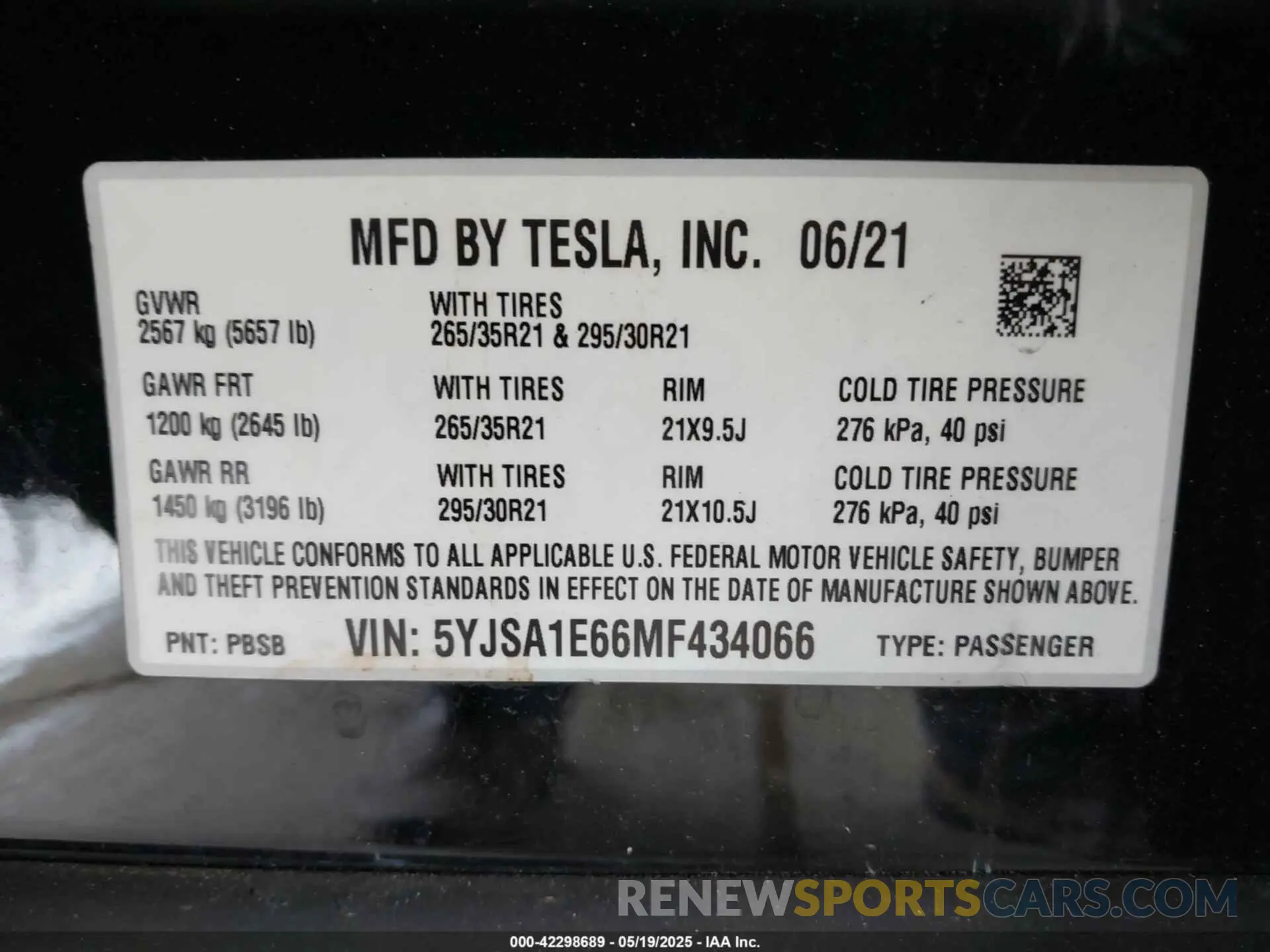 9 Photograph of a damaged car 5YJSA1E66MF434066 TESLA MODEL S 2021
