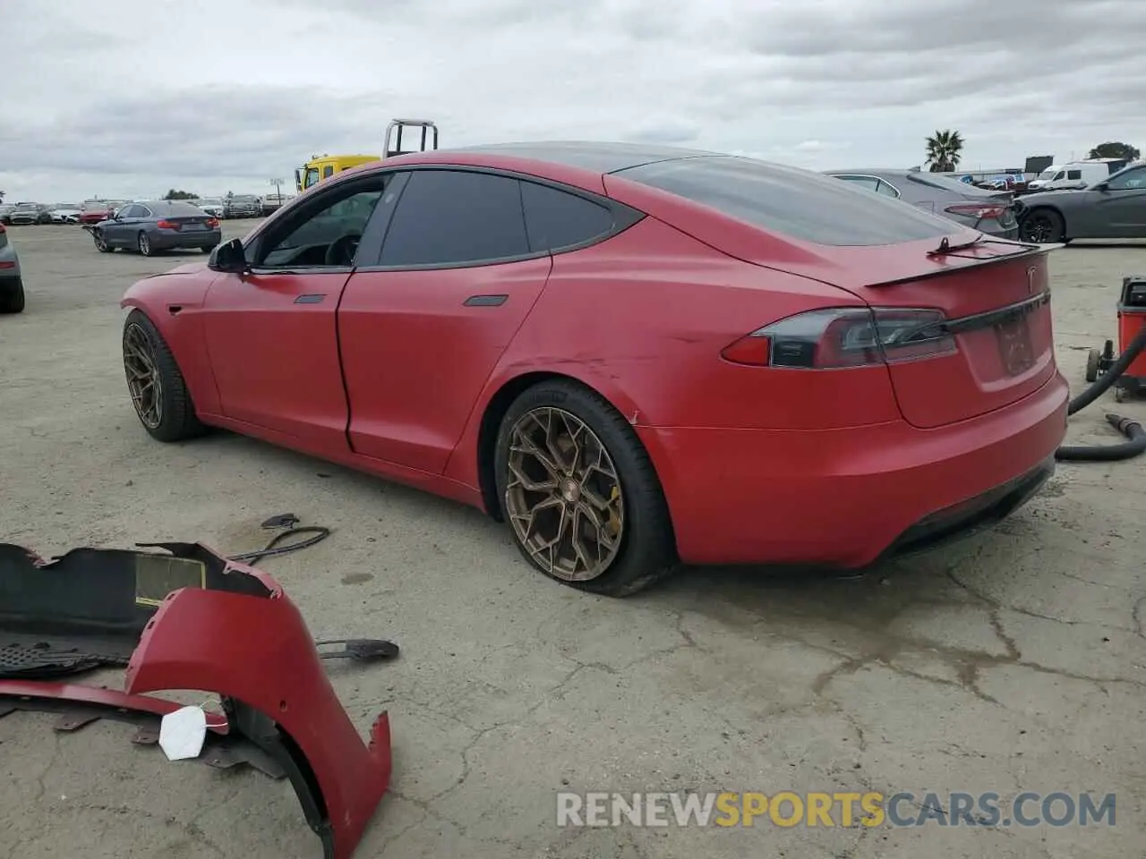 2 Photograph of a damaged car 5YJSA1E66MF436089 TESLA MODEL S 2021